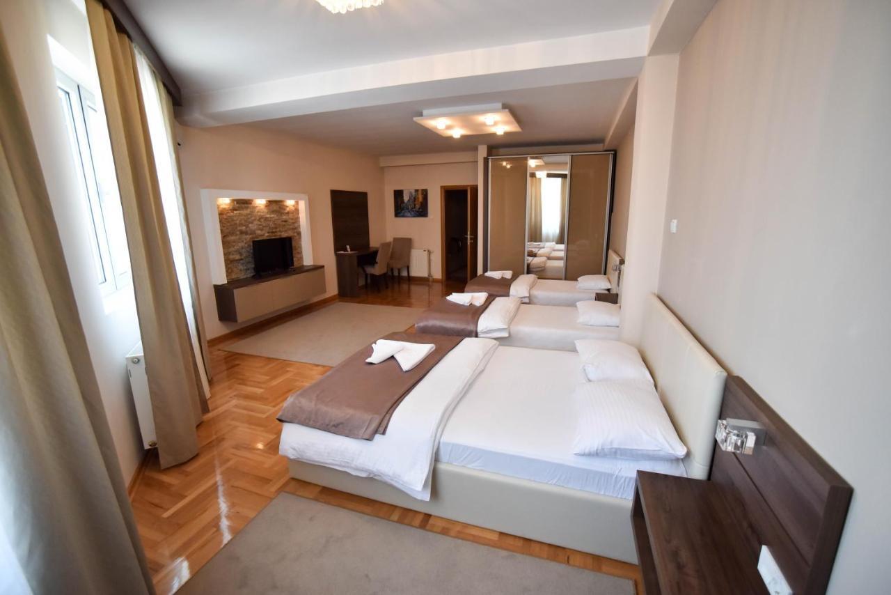 Garni Uni Elita Lux Hotel Ni المظهر الخارجي الصورة